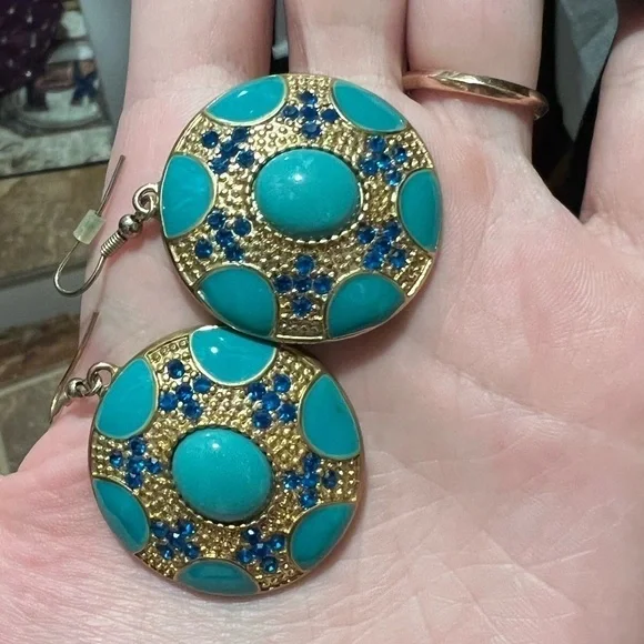 BEAUTIFUL and vibrant summer round earrings - Picture 3 of 3